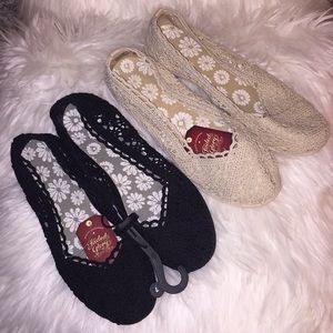 🖤NWT (2 pairs) crochet slip on shoes🖤